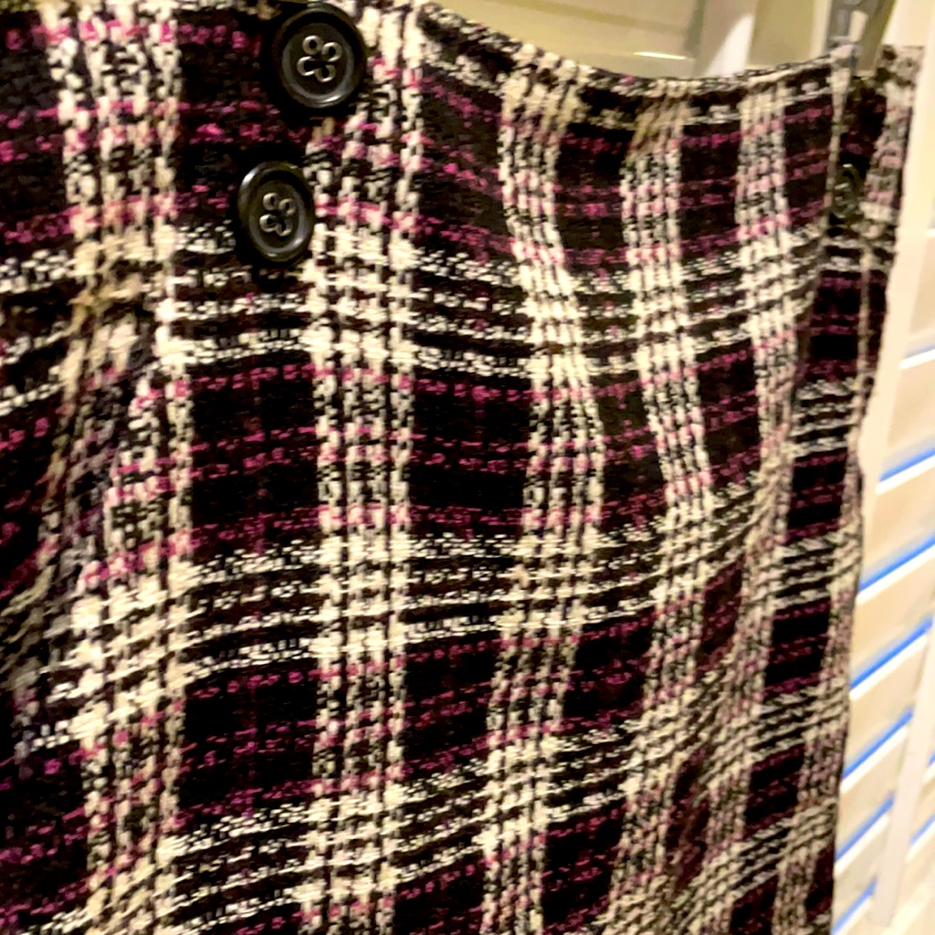 Loft | Fun Pink & Black Plaid Mini W/ Button Detail | 10